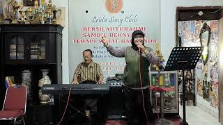 Leida Song Club quotSekedar Bertanyaquot by Erri [upl. by Ahsinek]