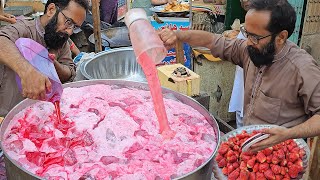 Fresh Strawberry Milkshake  How to Make Refreshing Special Summer Drinks Karachi Food Street [upl. by Martelle]