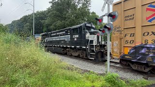 M427 Passes Burncoat St Worcester W FGLK Unit Returning to NY in Front amp Empty Rail Train Trailing [upl. by Rajewski]