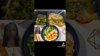 Factor Meals Review Beef Fundido Peruvian Shrimp Chicken and Spinach [upl. by Suzann411]