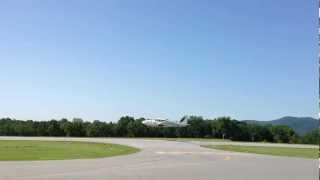 Piper Aztec departs from Blairsville GA airport KDZJ on May 30 2012 [upl. by Illom]