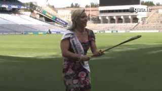 Cork Camogie star Anna Geary shows her Freestyle Hurling Skills [upl. by Airdnoed]