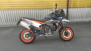 KTM 890 SMT 2023 walkaround startup [upl. by Aneba600]