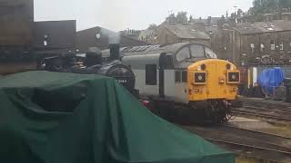 Arriving Into Haworth To Some Steam and Diesel [upl. by Anstus537]