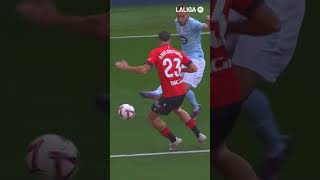 Vaya centro de Mingueza 🤯 LALIGAHighlights [upl. by Neelon320]