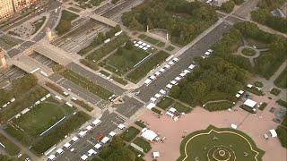 City prepares for Taste of Chicago in Grant Park [upl. by Ambrosane842]