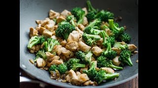 Easy Chicken Broccoli Stir Fry  Dont sacrifice the flavor Healthy amp Tasty [upl. by Ssyla]