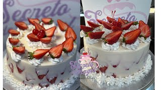 GELATINA DE FRESAS CON CREMA deliciosa GELACHEESECAKE fresas cake pastel gelatinas [upl. by Winikka]