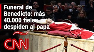 Funeral de Benedicto XVI Más 40000 personas se despiden del papa emérito en San Pedro [upl. by Dotti]