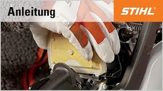 Luftfilter Zylinderrippen Ansaugschlitze bei einer STIHL Motorsäge reinigen FleeceFilter [upl. by Kennedy233]