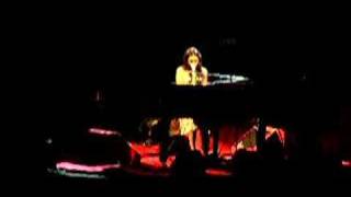 Norah Jones  Painter Song live Düsseldorf 200807 [upl. by Marika454]