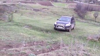 toyota rav4 vs nissan x trail [upl. by Wesley845]