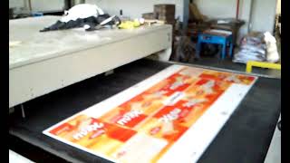 Tunkers Voerwaerts S 1100 Laminating machine Kaschier by Hippographic 01 [upl. by Sokram]