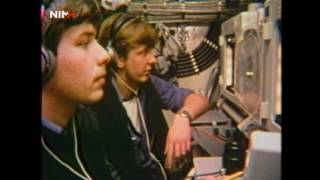 Sonaroperators onderzeeboot HrMs Tijgerhaai 1983 [upl. by Nainatrad801]