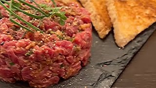 Tartare de bœuf [upl. by Eglanteen654]