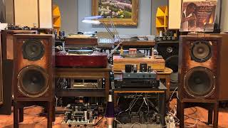 AR1  Marantz 7 preamp  Dynaco ST70 amplifier  Thorens TD124Decca mk2  Blue moon [upl. by Renckens]