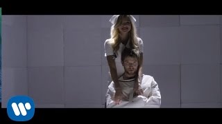 Brett Eldredge  Lose My Mind Official Music Video [upl. by Ydassac]