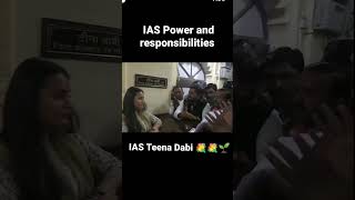 IAS  DM Teena dabi intarection with people iasteenadabi badge99 dm upsc viralshort [upl. by Elinor783]