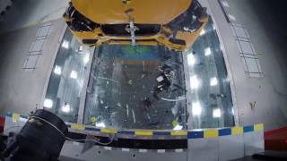 The new Volvo XC60 Frontal crash test [upl. by Devlin]