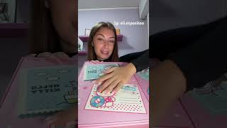 Elisa Esposito fa un haul di hello kitty [upl. by Cahan]