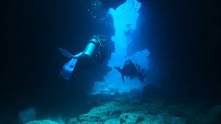 Scuba Diving in Fiji  The Maze at Blue Lagoon  Yasawa Islands [upl. by Nref]