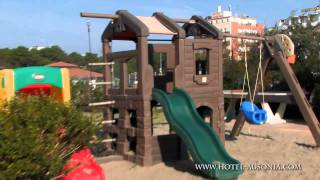 Hotel Ausonia 3 Stelle per Vacanze a Milano Marittima [upl. by Yelnek]