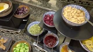 Dubai DowntownDubai ShangriLa Dubai  Horizon Club Lounge  breakfast 🥞 food display [upl. by Nah10]