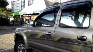 Toyota Hilux 2005 SR5MP4 [upl. by Ihcalam182]