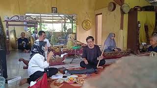 Latihan Nakol Gamelan Degung Lagu Silih Geuingan ciptaan Aosin Suwadi [upl. by Llenad]