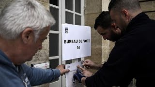 Francia reflexiona antes de la primera ronda de las elecciones presidenciales [upl. by Ailahk]