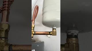 Expansion tank plumbingservices likeandsubscribe plumber professionalplumbing plumbing [upl. by Nylaras]