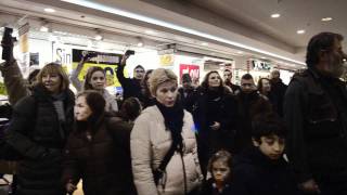 Flash mob gospel au centre commercial Leclerc de RueilMalmaison [upl. by Bashee]