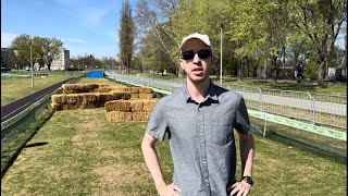 What is the best way through the hay bales at 2024 World Cross Country [upl. by Enigroeg865]