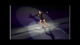 Une patineuse russe écrit l’histoire du patinage artistique avec un nouveau record vidéo [upl. by Ilrak812]