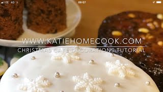 Quick amp Easy Christmas Cake Decorating idea [upl. by Enialb]