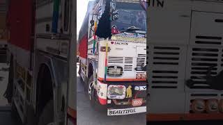 Ek baar truck chlake dekho😂🚚 mitutruckvlogs truckdriverlifechennel trucklifevlog driverlifevlo [upl. by Melodie]