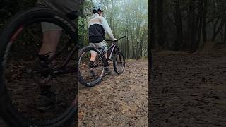 Dirt jumper shiz mtbdirtjumperdirtjumpsmountainbikejumps [upl. by Wilterdink466]