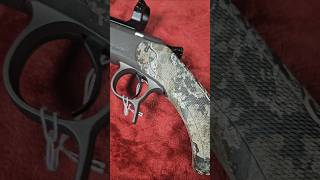 CVA Optima V2  50 Cal Realtree Excape Camo w Stainless Steel Barrel Mussel Loader [upl. by Ejrog77]