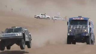 Rally Dakar 2010  Robby Gordon vs Vladimir Chagin [upl. by Rodavlas]