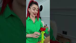 How To Build your own LEGO Flower [upl. by Haorbed]