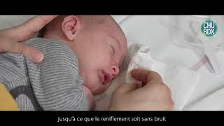 Le lavage de nez chez nouveau né et le petit enfant [upl. by Airotnes]