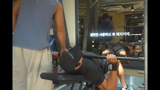 헬스장에서 주위를 잘 살펴야 하는이유 벤치탈출 No02 [upl. by Lawrenson]