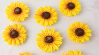 Fondant Sunflowers 🌻🌻🌻 [upl. by Rasec]