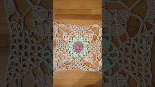 Piastrella Bella ad uncinetto crochet crochettutorial granny grannysquare [upl. by Idorb]