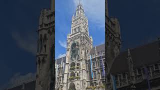 marienplatz glockenspielreloj tower shorts summershorts vacation [upl. by Ecnahs960]