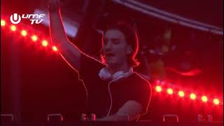 Alesso  Live  Ultra Music Festival 2014 [upl. by Nasah218]