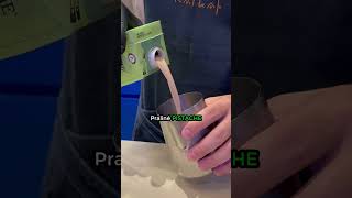 Une boisson au lait de PISTACHE 🍵 pistachio pariscafe [upl. by Merri]