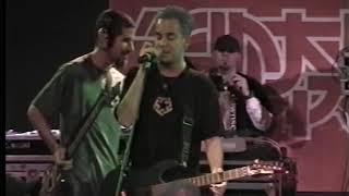 Crawling Live in San Diego 2001  Linkin Park [upl. by Auqinihs]