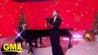 Katharine McPhee performs Rudolph the RedNosed Reindeer [upl. by Arualana]