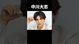 橋本環奈の歴代彼氏達10選 山田涼介 小栗旬 [upl. by Eimam583]